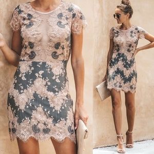 Lace short dress